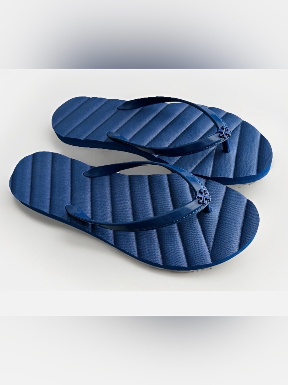 NEW, Tory Burch Kira Flip Flop Women In Dark Indigo Size 11 - Picture 8 of 11